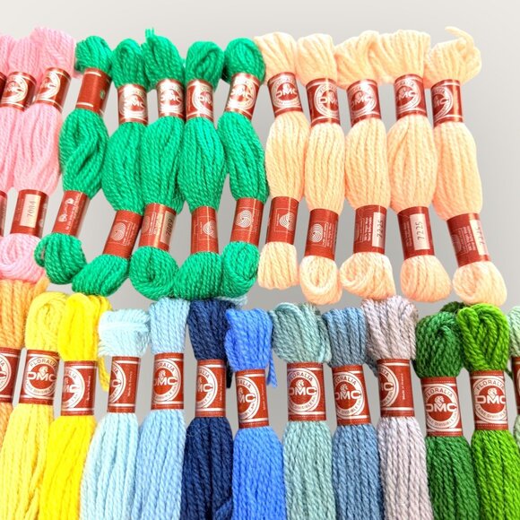 DMC Floralia Laine Divisible 5m Wool Tapestry Yarn Thread Lot of 45 - Picture 3 of 5